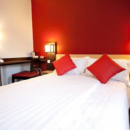 Comfort Hotel Clermont Saint Jacques Экстерьер фото