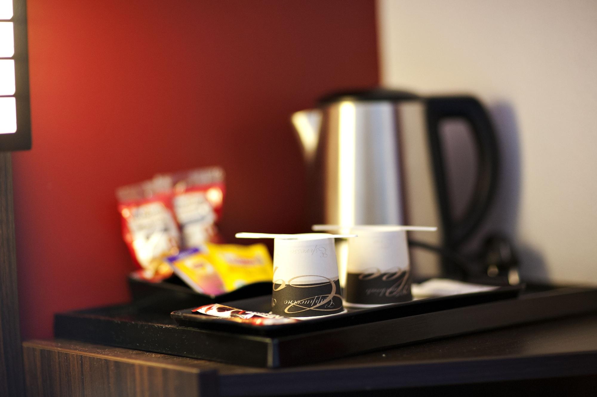 Comfort Hotel Clermont Saint Jacques Экстерьер фото