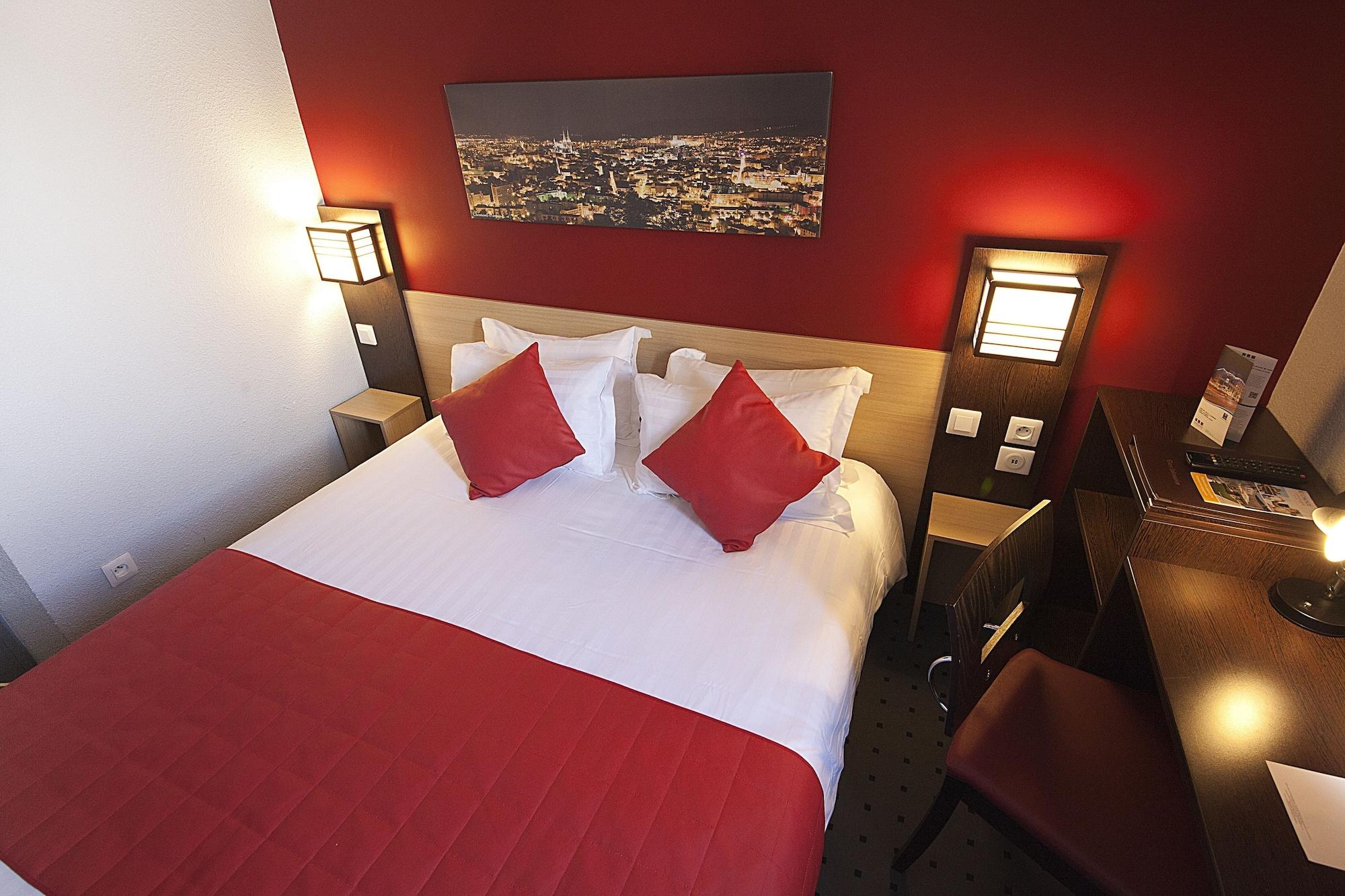 Comfort Hotel Clermont Saint Jacques Экстерьер фото