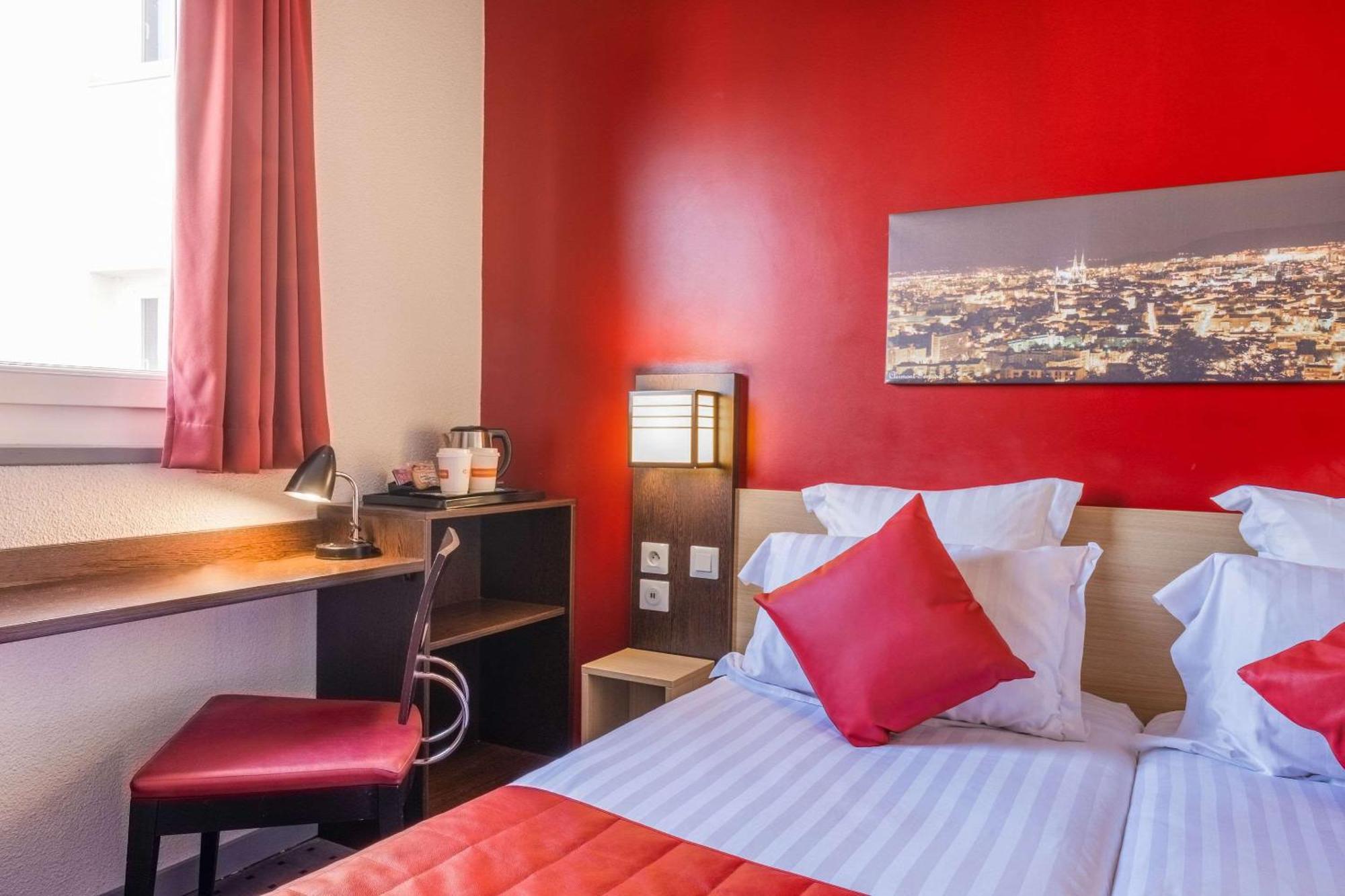 Comfort Hotel Clermont Saint Jacques Экстерьер фото