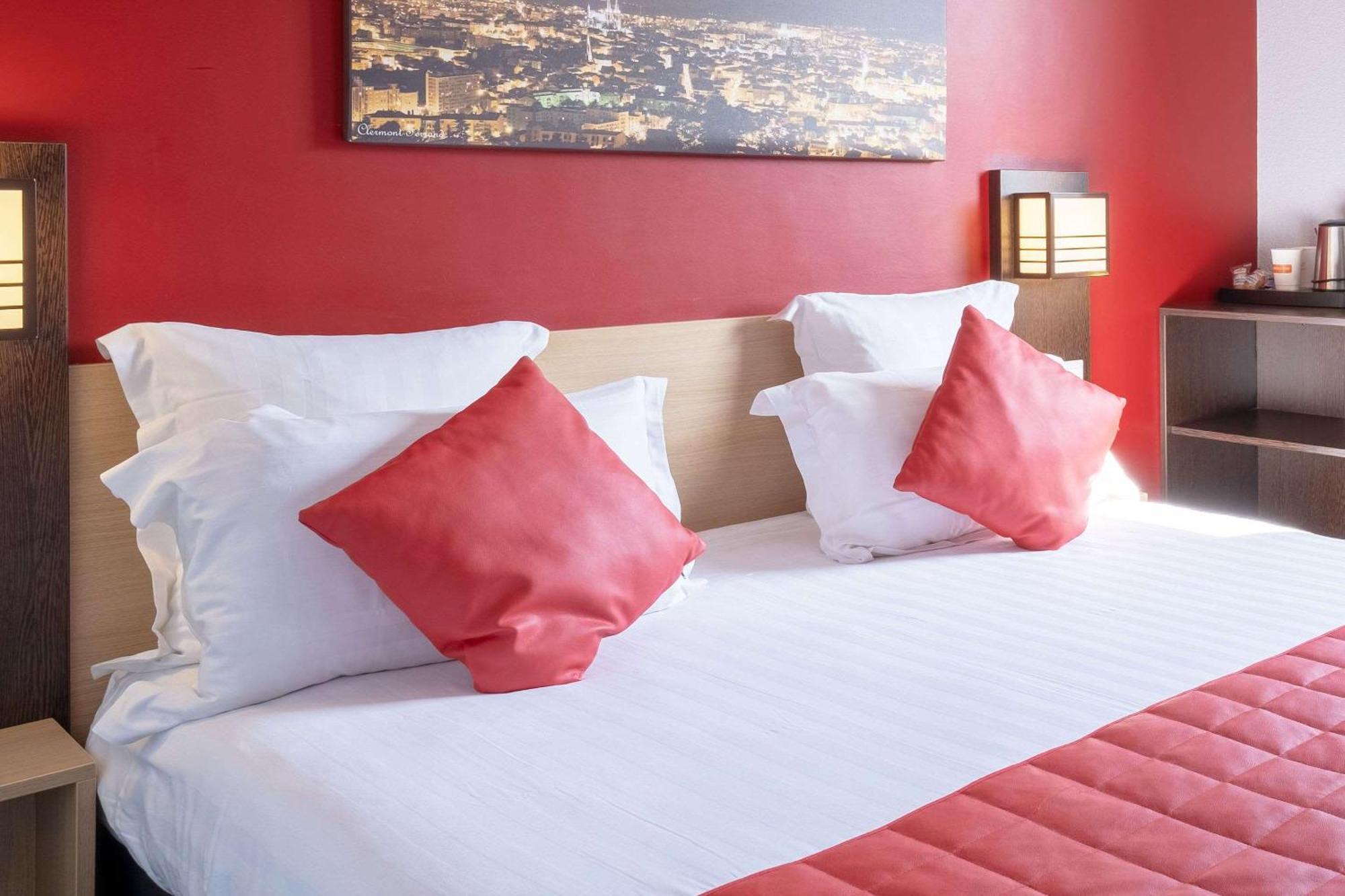 Comfort Hotel Clermont Saint Jacques Экстерьер фото