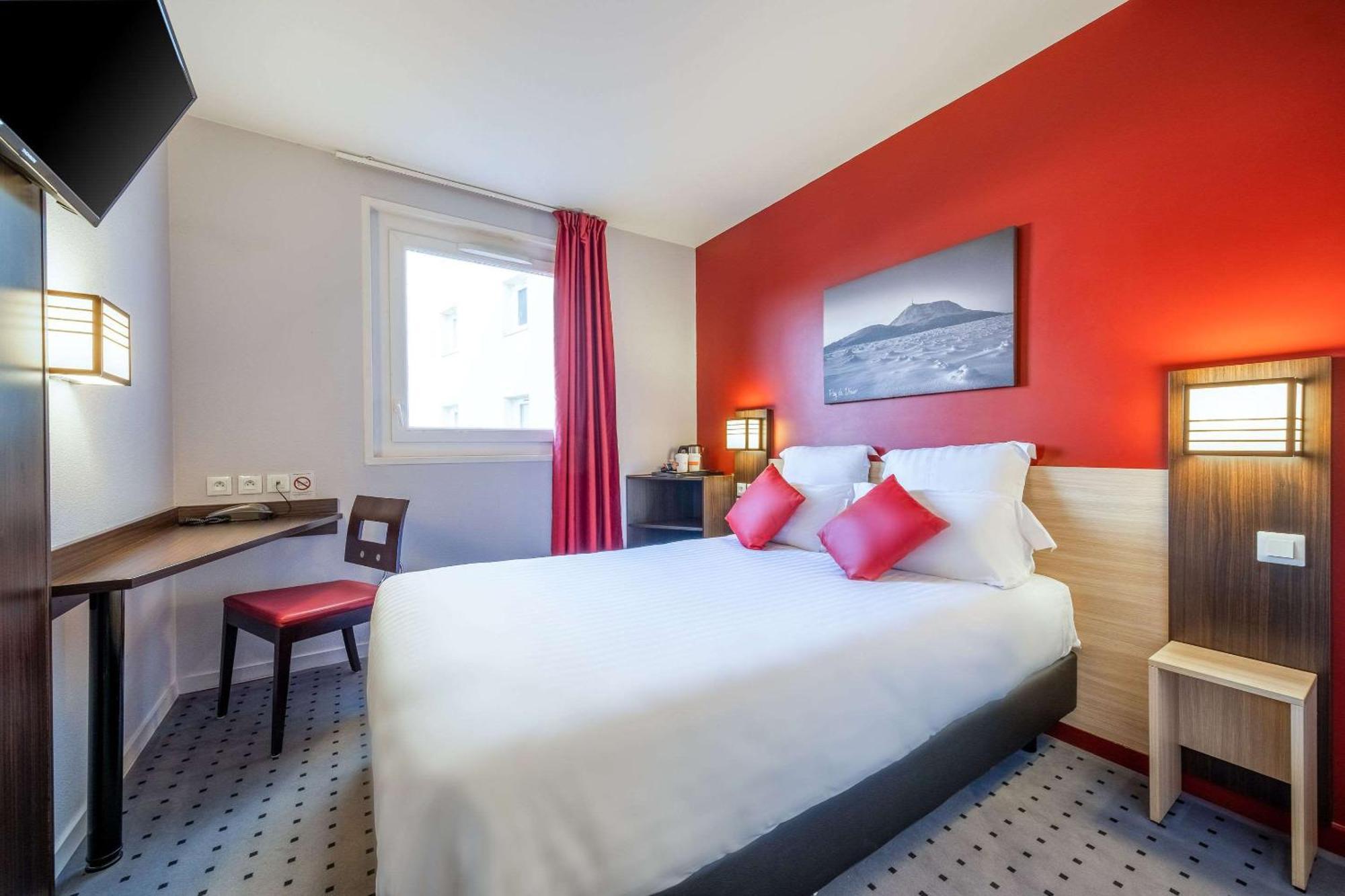 Comfort Hotel Clermont Saint Jacques Экстерьер фото